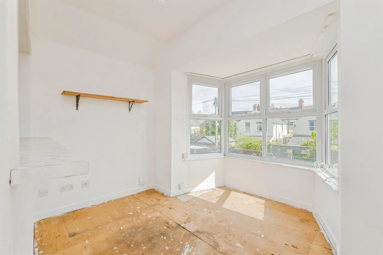 Connaught Road, Roath, Cardiff, photo 3