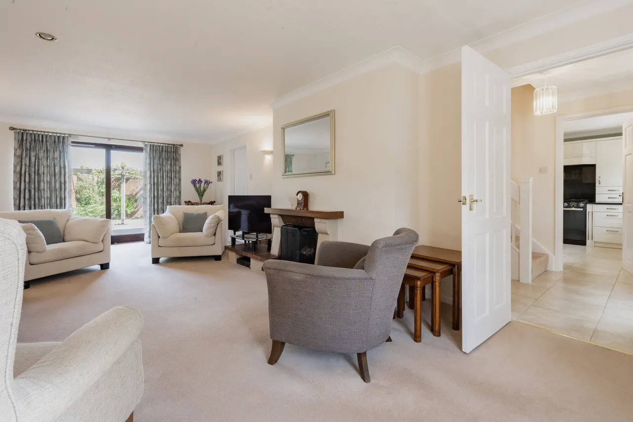 Mattishall Road, East Tuddenham, NR20, photo 7