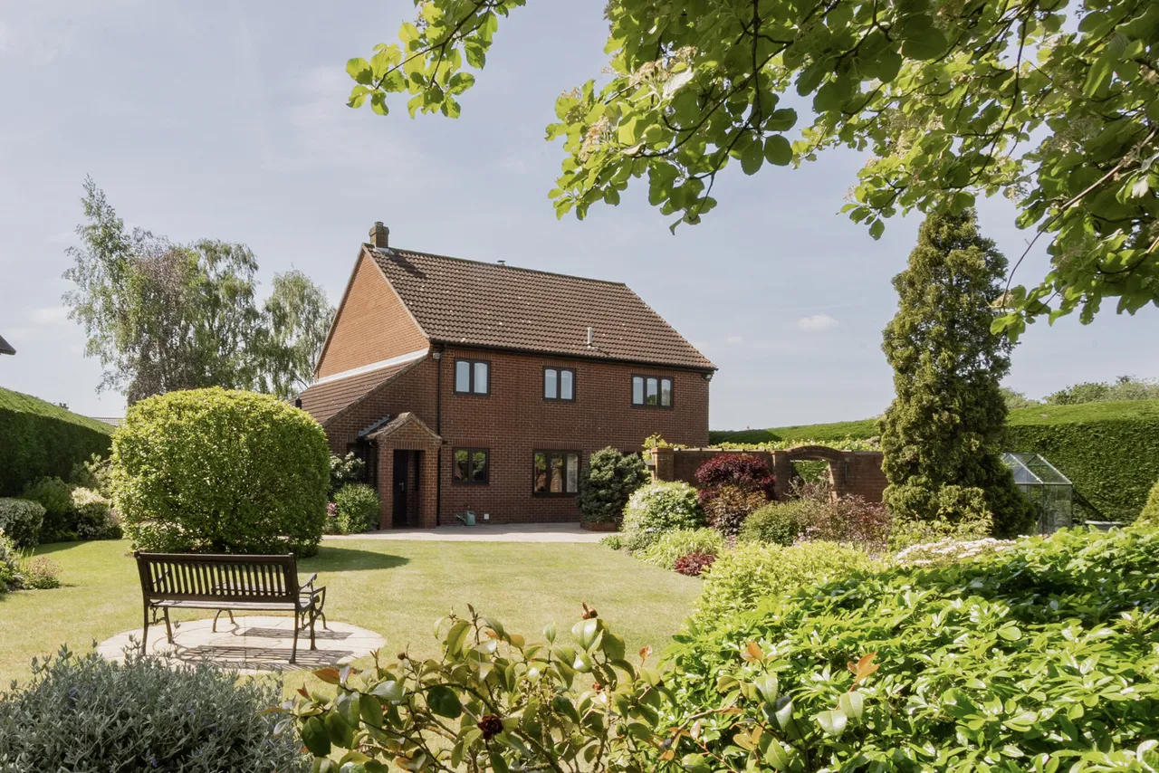 Mattishall Road, East Tuddenham, NR20, photo 22
