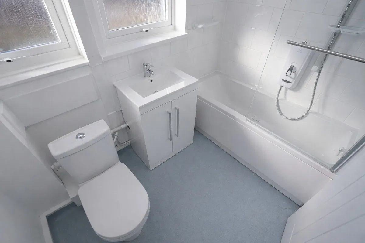 Harlow Gardens, Romford, RM5 3UL, photo 14