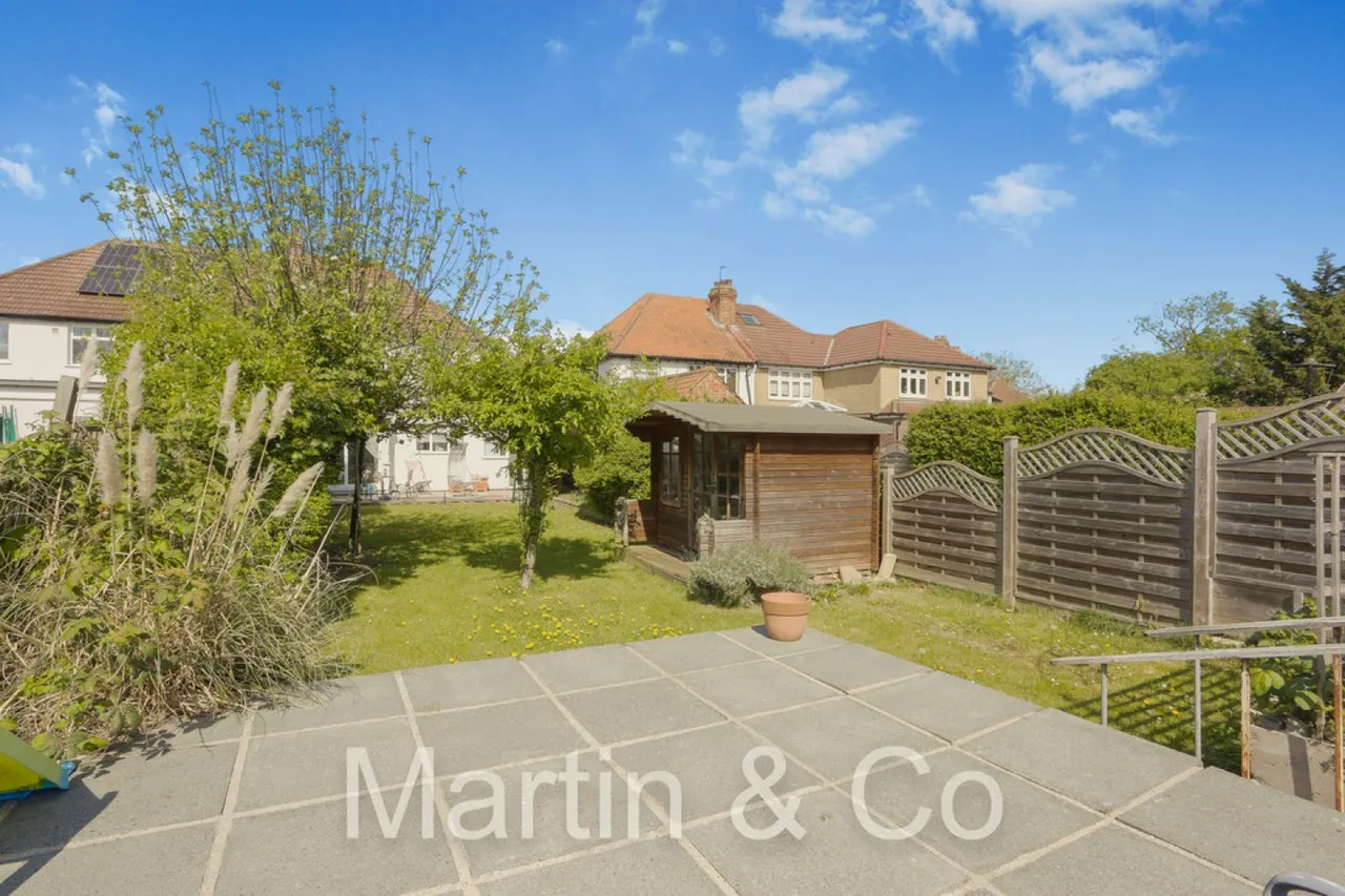 Ash Road, Sutton, Cheam, SM3, photo 12
