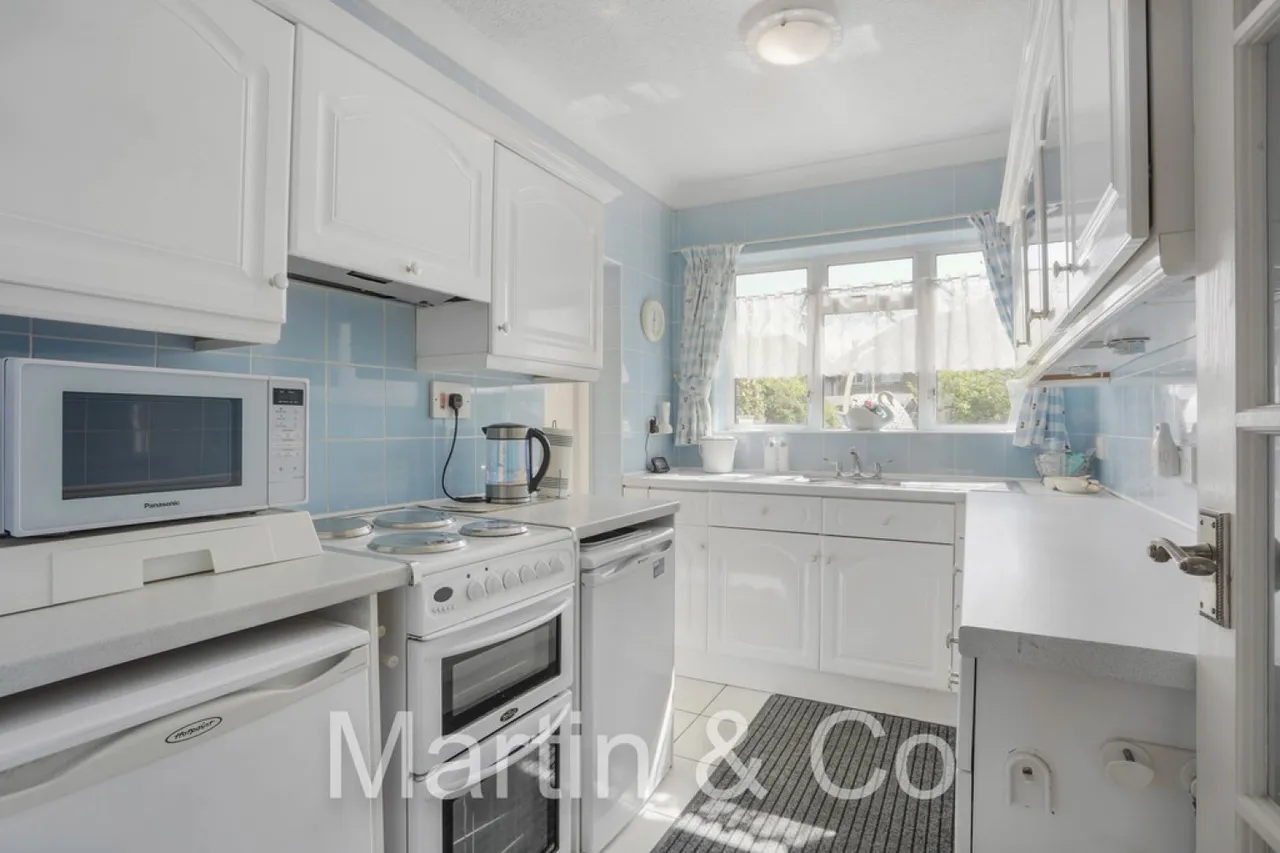Ash Road, Sutton, Cheam, SM3, photo 6