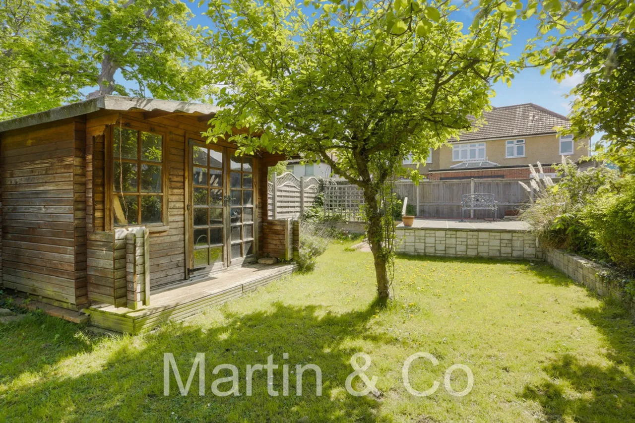 Ash Road, Sutton, Cheam, SM3, photo 4