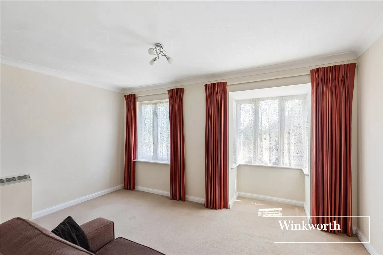 Dorset Mews, Finchley, London, N3, photo 6