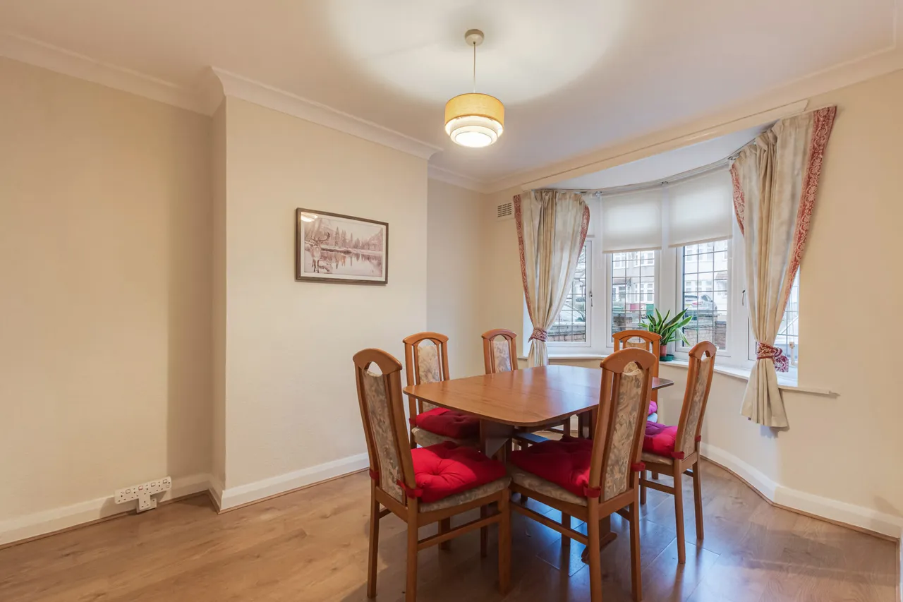 Yorkland Avenue, Welling, photo 3