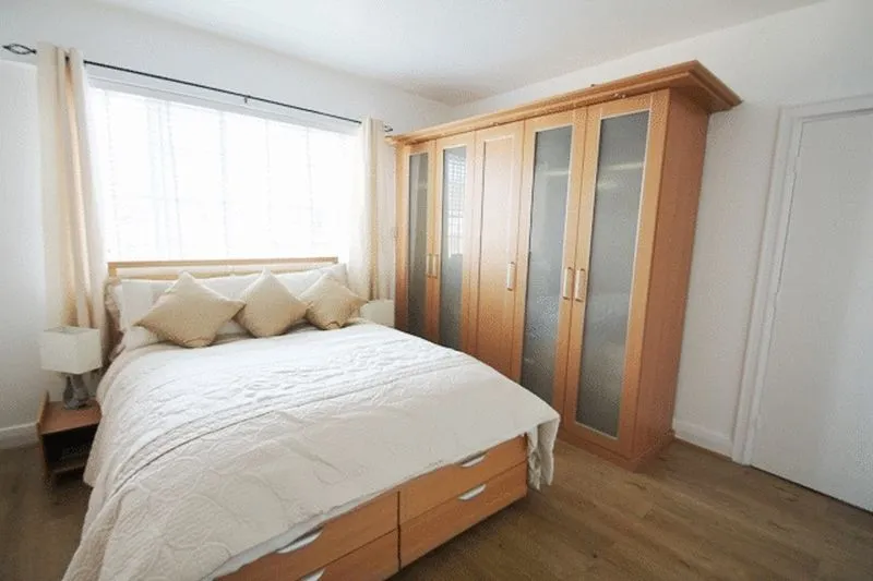 West End Lane, London NW6 2NA, photo 4