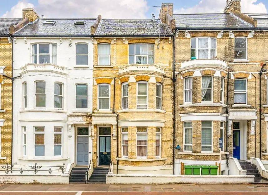 1 bed flat for sale — St Margarets Road, Twickenham, TW1