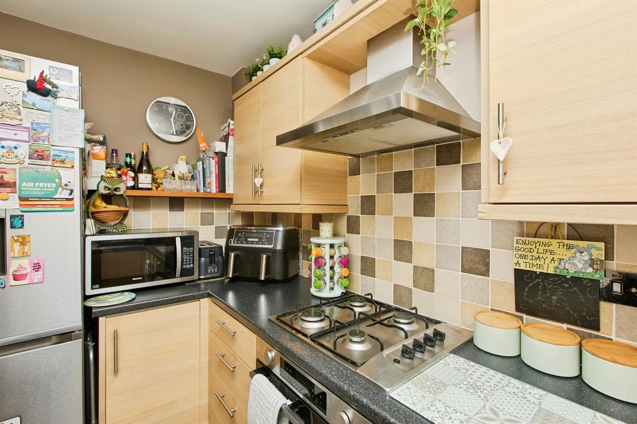 Sycamore Court, Kilburn, DE56, photo 7