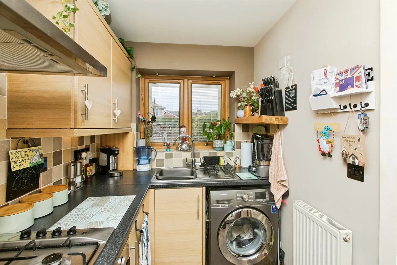 Sycamore Court, Kilburn, DE56, photo 8