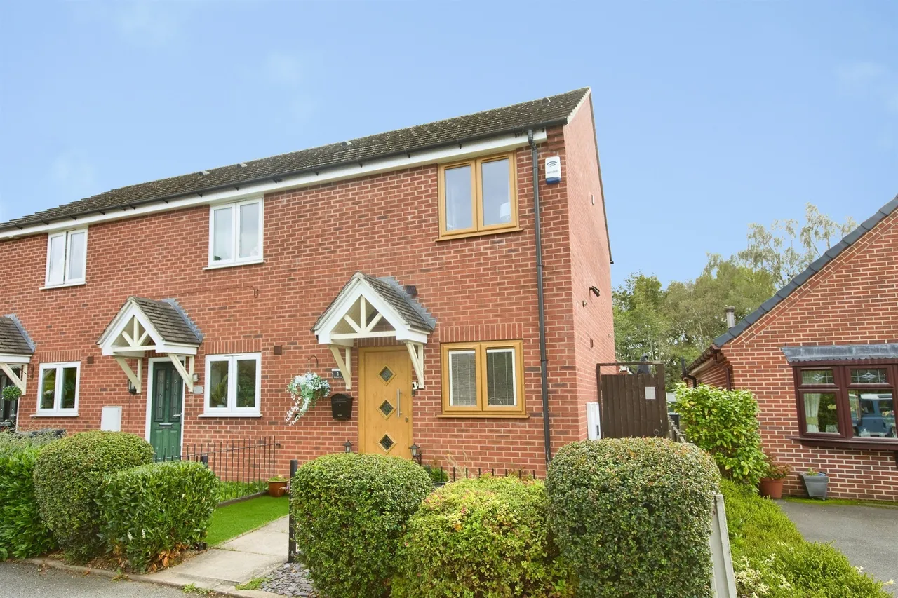 2 bed house for sale, Sycamore Court, Kilburn, DE56