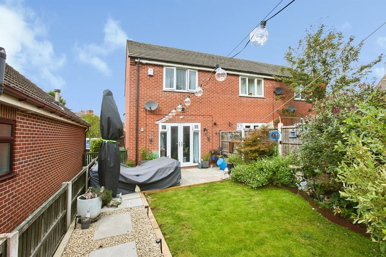 Sycamore Court, Kilburn, DE56, photo 18