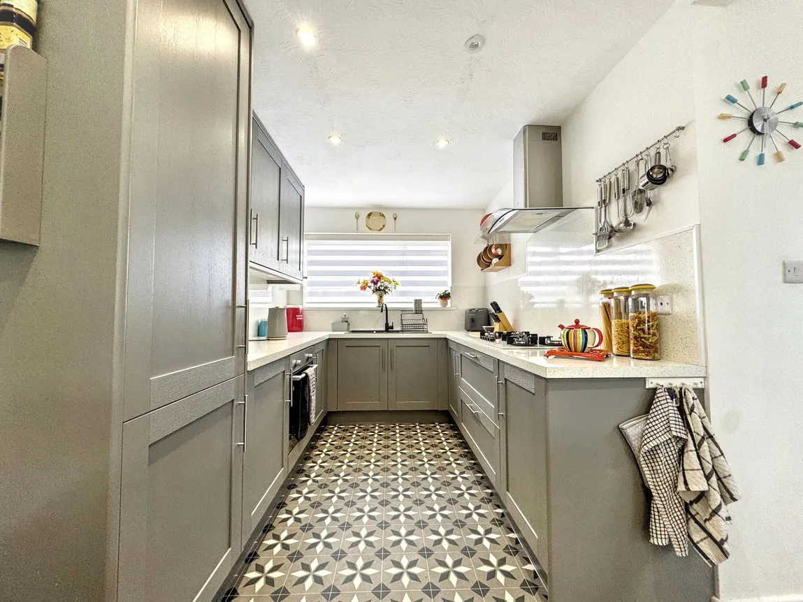 Heol Awel, Abergele, Conwy, LL22 7UQ, photo 8