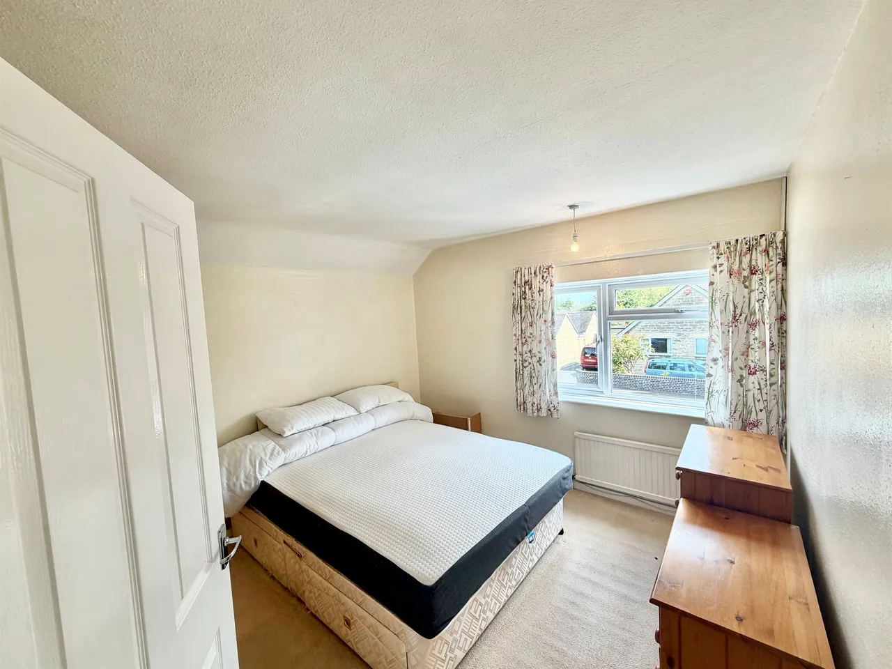 Peats Close, Kirk Ireton, DE6, photo 8