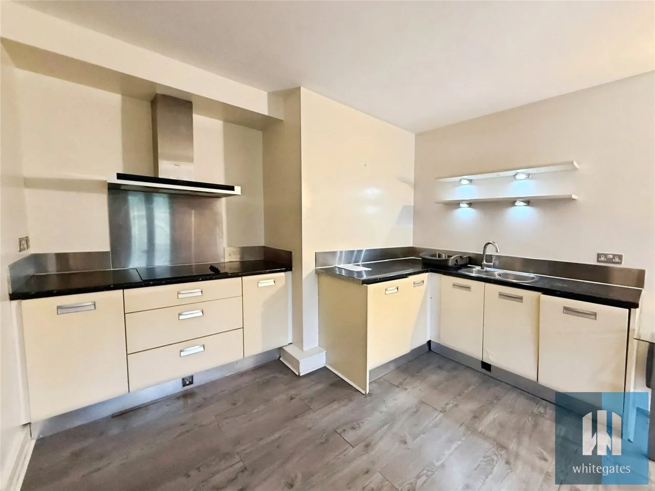 Firth Street, Huddersfield, HD1, photo 16
