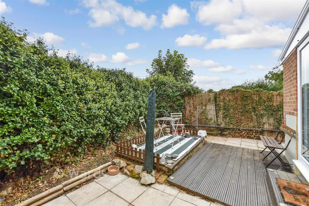 Powell Close, Aylesford, ME20, photo 11