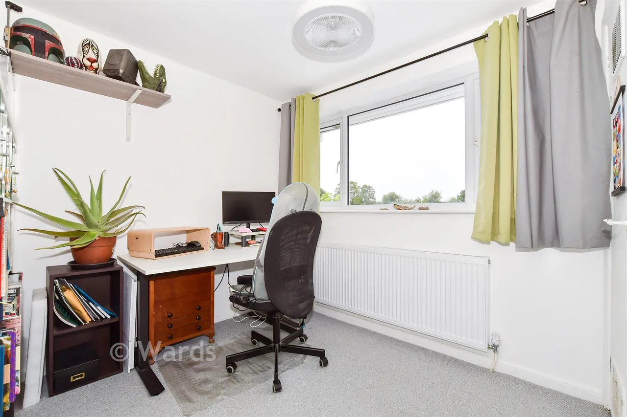 Powell Close, Aylesford, ME20, photo 8