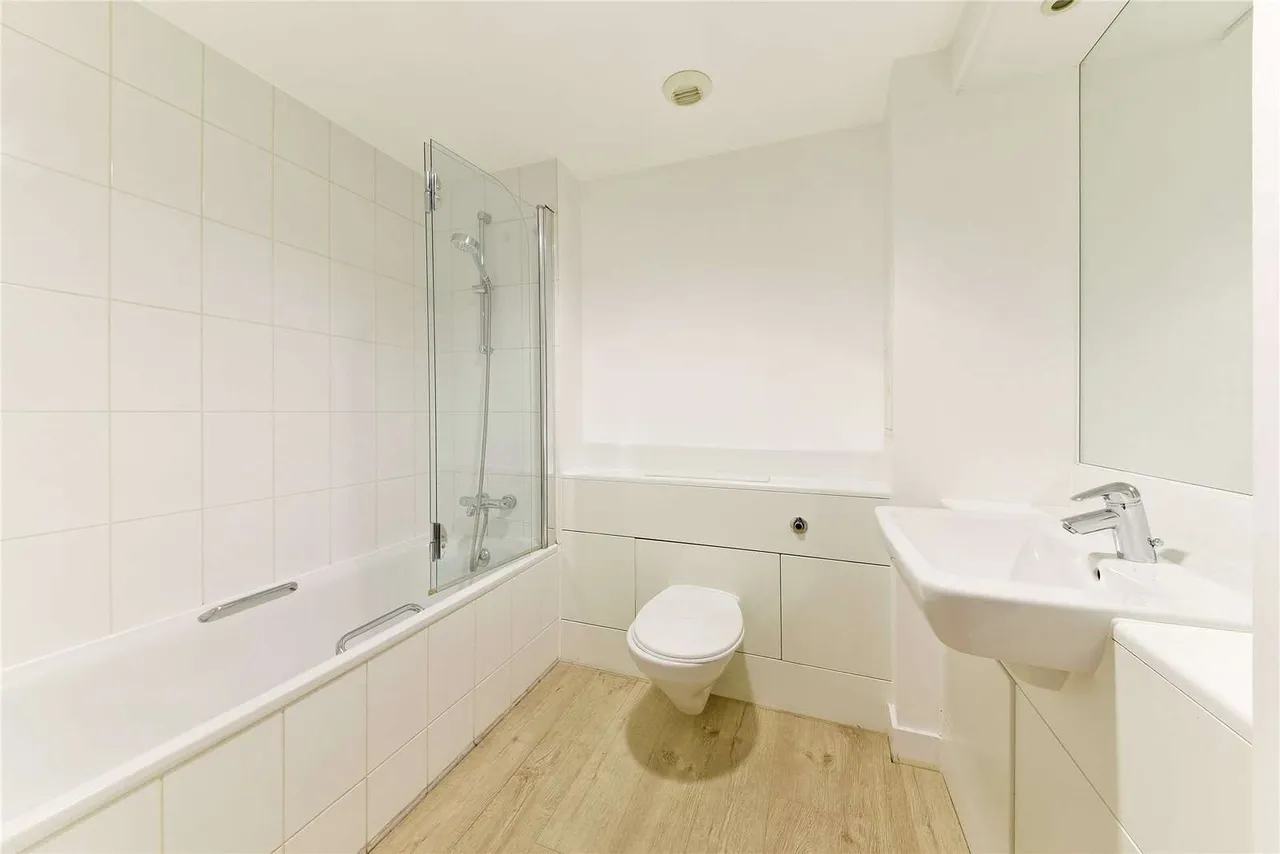 Albert Basin Way, London, E16 2QZ, photo 10