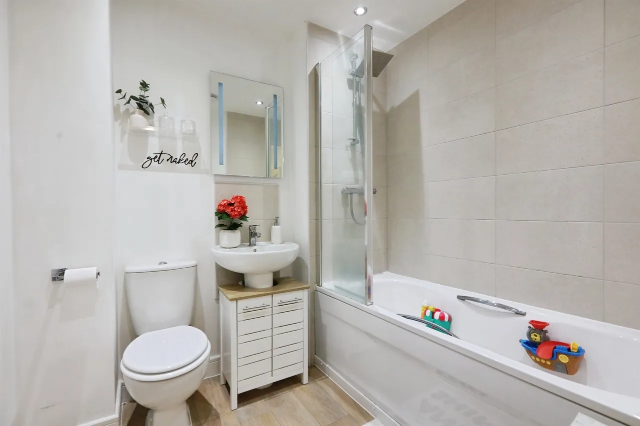 Stephens Place, Upper Lighthorne, CV33, photo 13