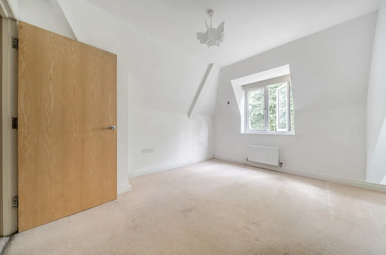 London Road, Guildford, GU1, photo 10