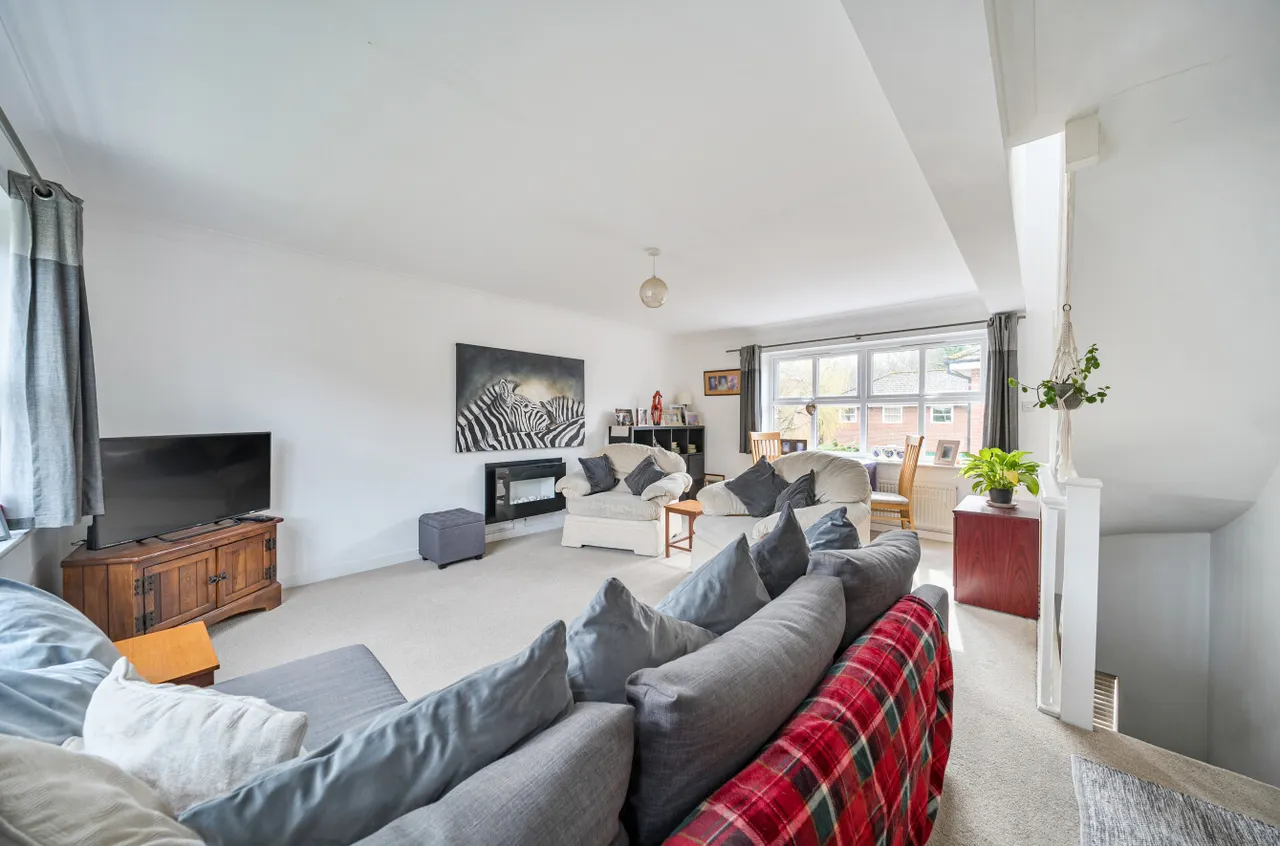 Headley Close, Alresford, SO24, photo 4