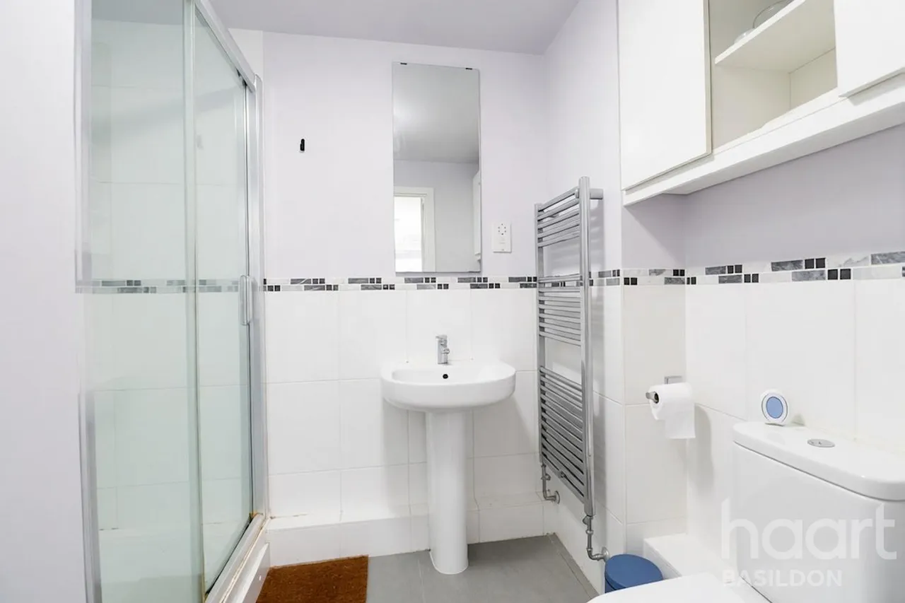 Blake Avenue, Basildon, SS14, photo 6