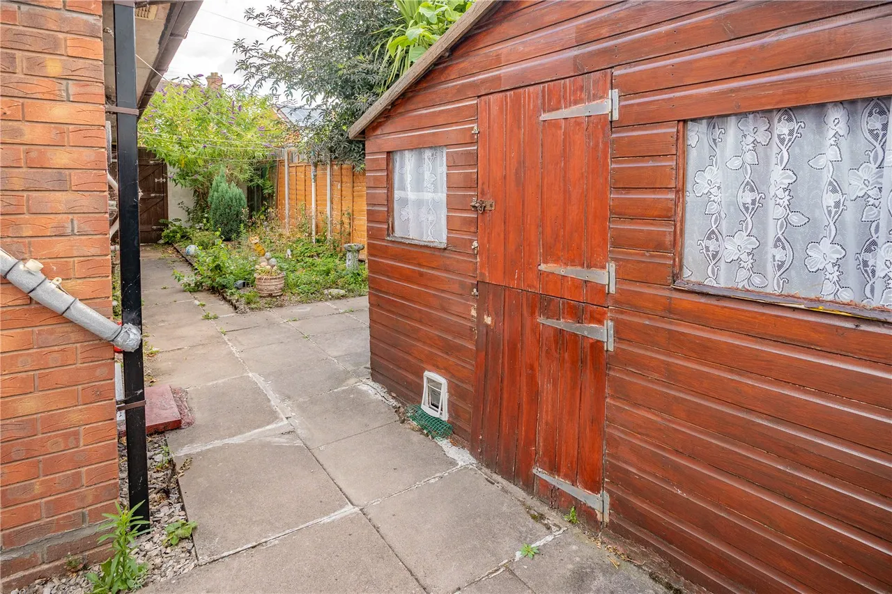 Barley Mow Lane, Catshill, Bromsgrove, Worcestershire, B61 0LP, photo 11