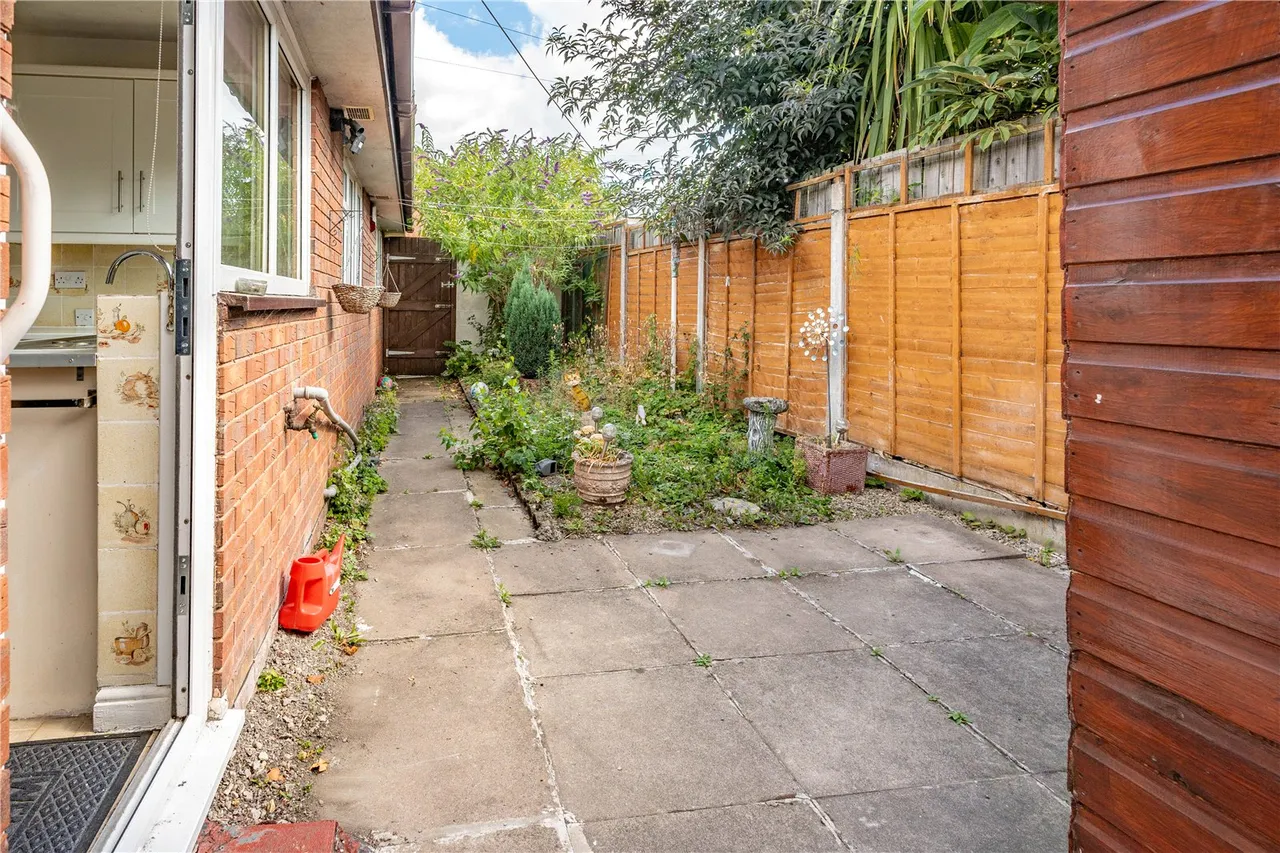 Barley Mow Lane, Catshill, Bromsgrove, Worcestershire, B61 0LP, photo 10