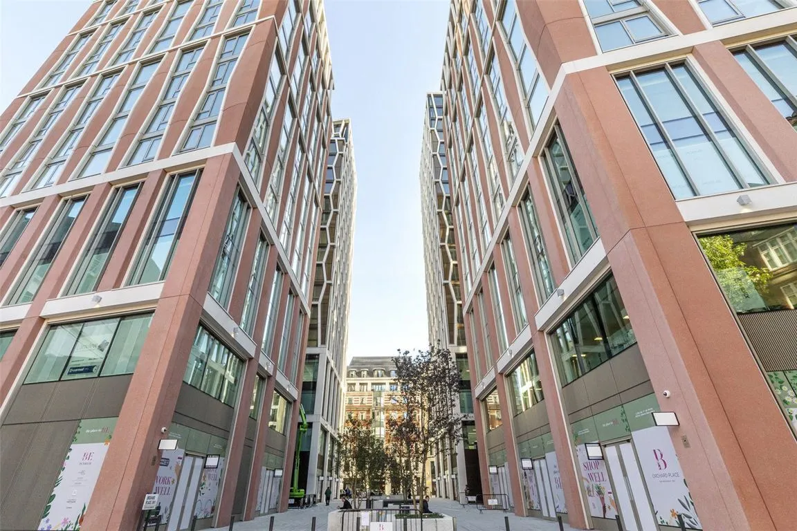 Dacre Street, London, photo 11