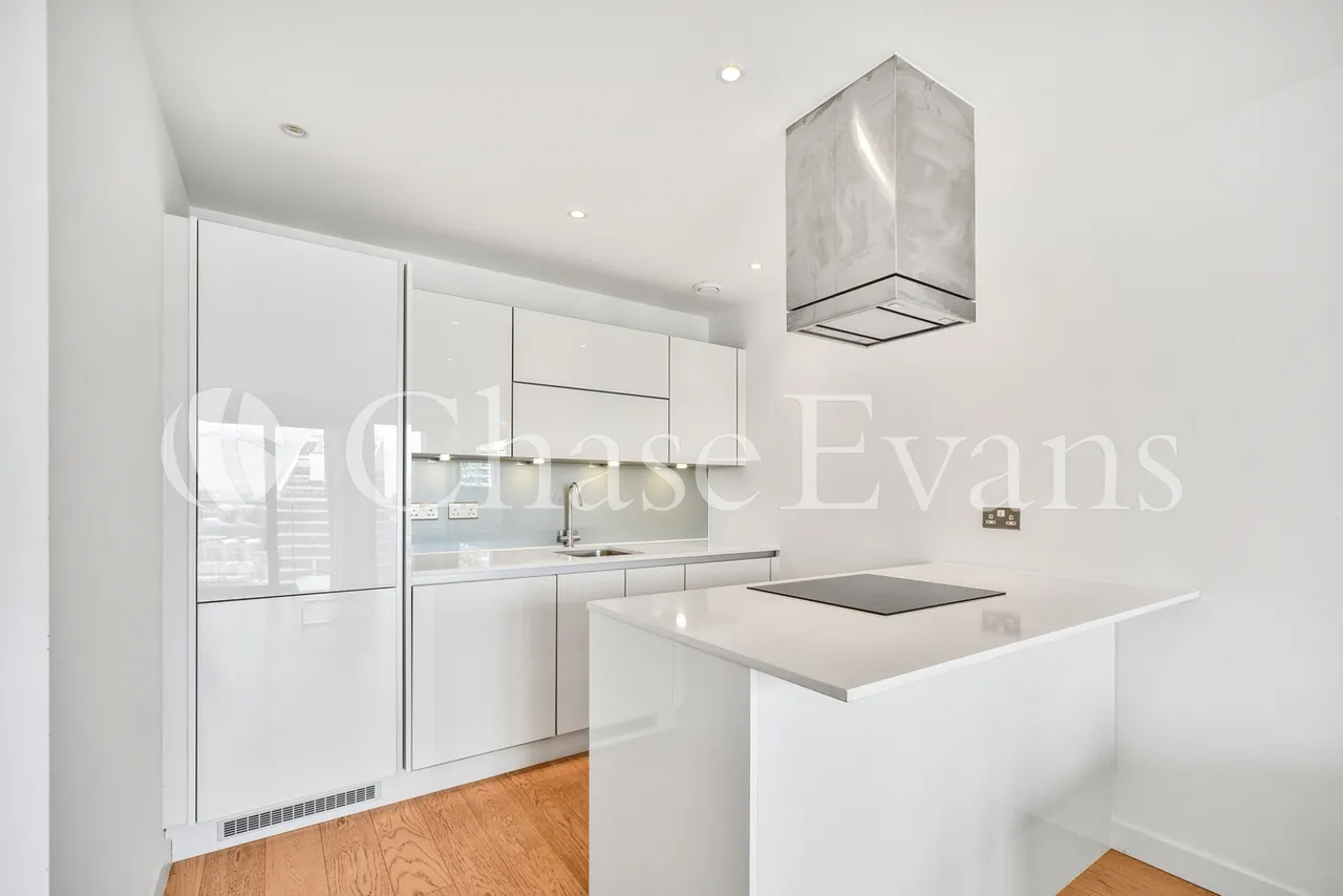 Horizons Tower, 1 Yabsley Street, Canary Wharf, London, E14, photo 2