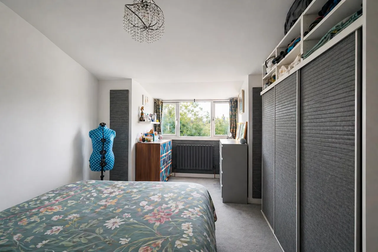 Beauharrow Road, St. Leonards-On-Sea, photo 8