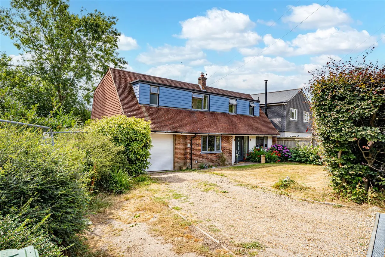 3 bed house for sale, Beauharrow Road, St. Leonards-On-Sea