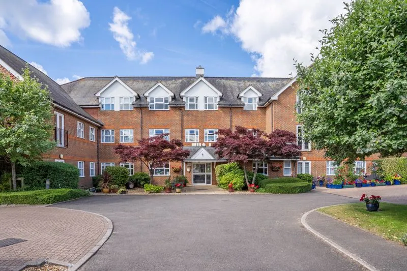 1 bed flat for sale — Dean Street, Marlow SL7 3AP