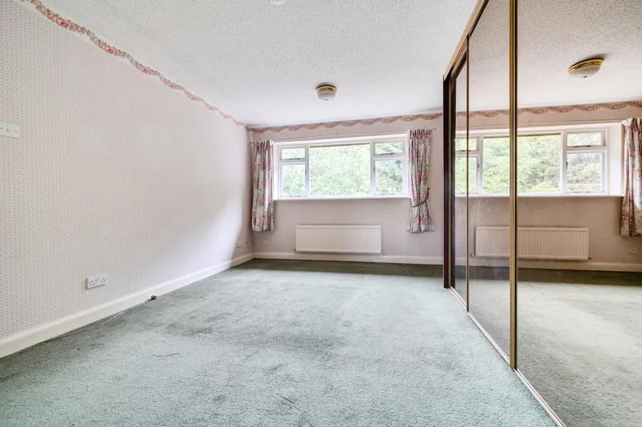 Perry Way, Lightwater, GU18, photo 14