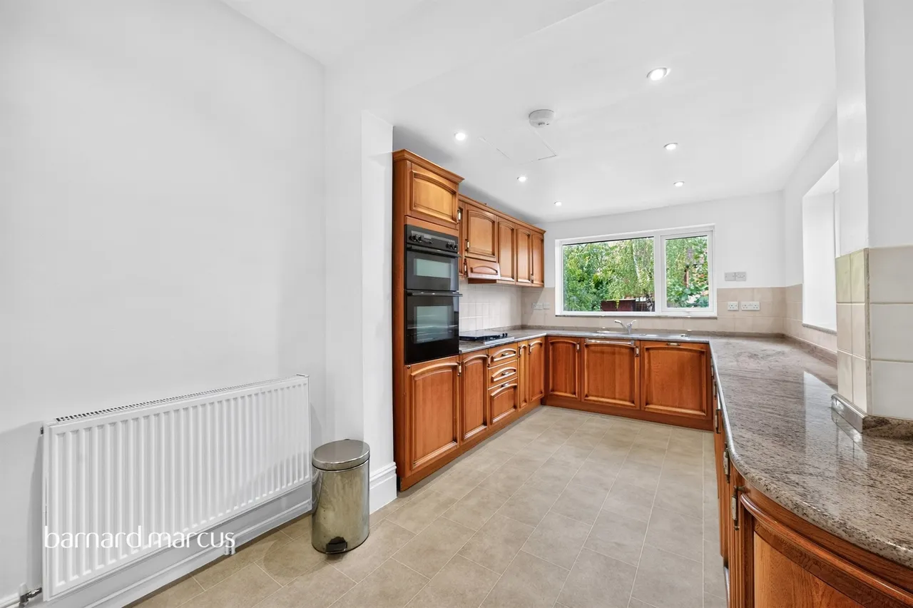 Litchfield Road, Sutton, photo 5