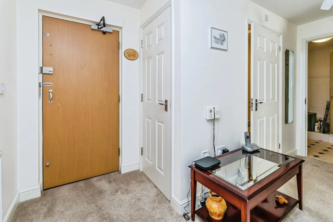 Stafford Road, Caterham, Surrey, CR3, photo 5