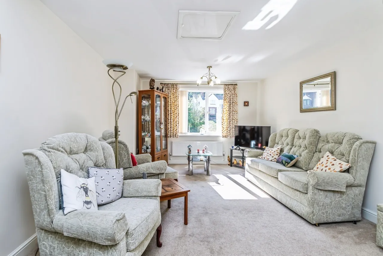 Stafford Road, Caterham, Surrey, CR3, photo 14