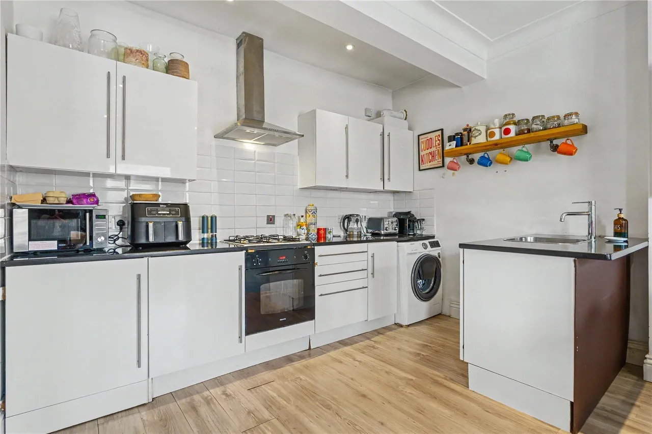 Fernlea Road, London, SW12, photo 10