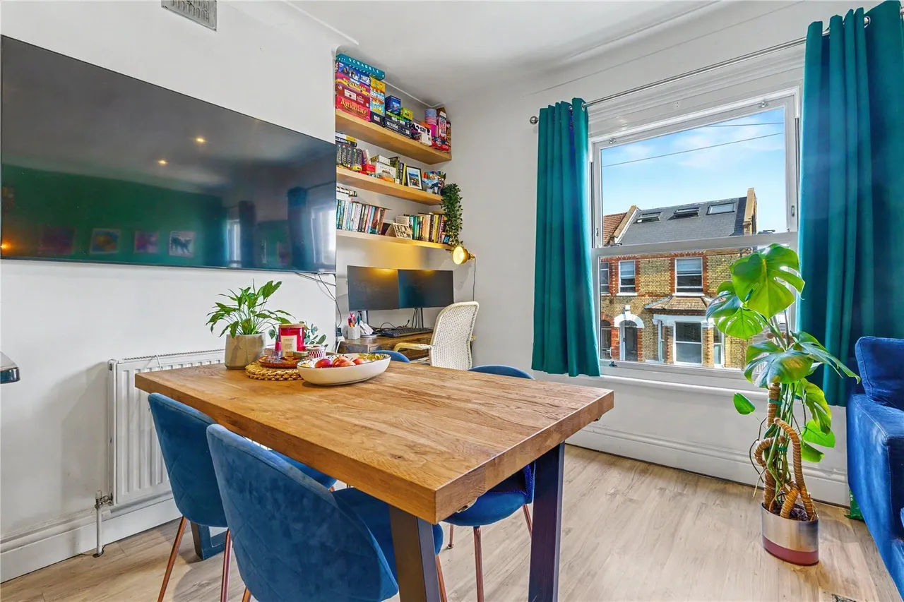 Fernlea Road, London, SW12, photo 9