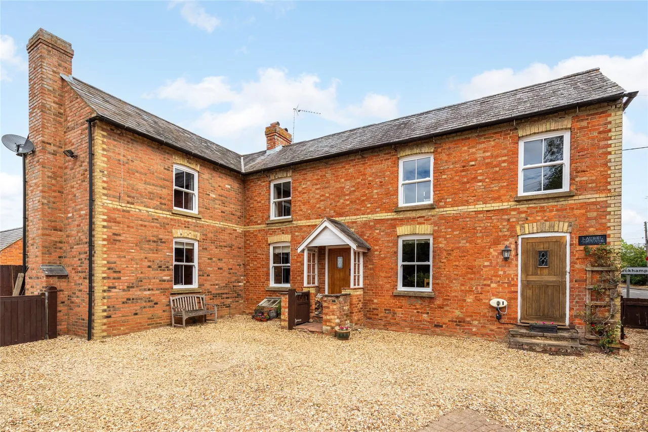 Main Street, Akeley, MK18, photo 31