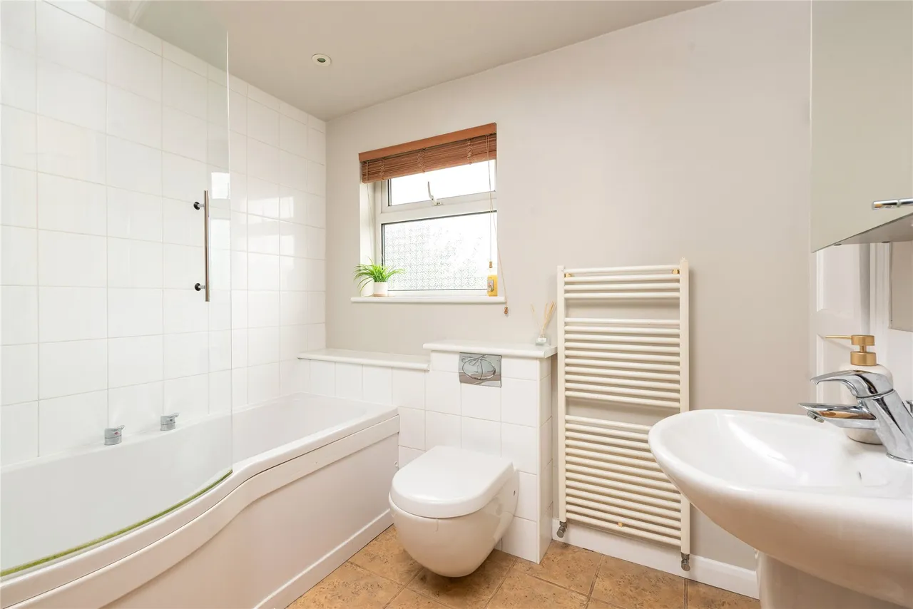 Main Street, Akeley, MK18, photo 28