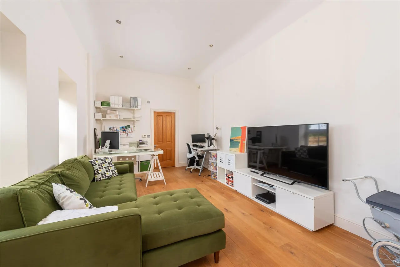 Main Street, Akeley, MK18, photo 21