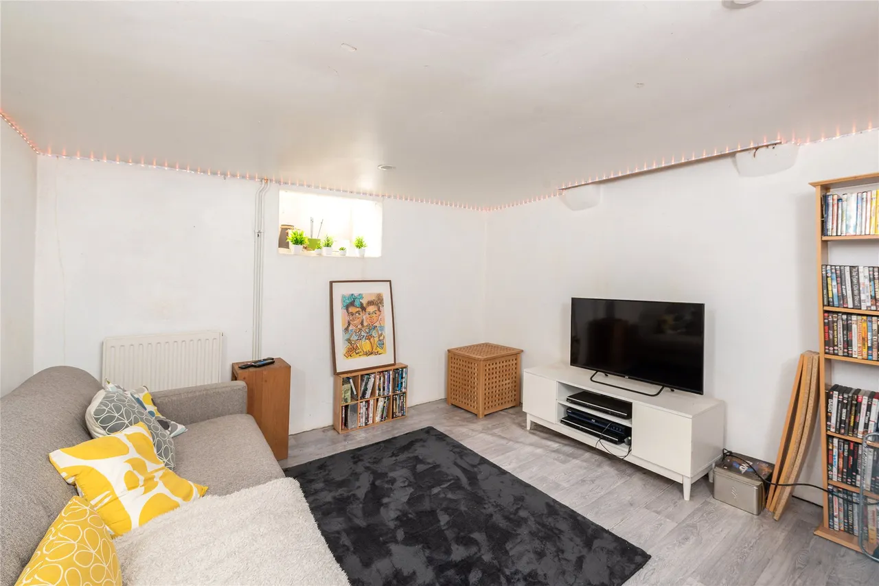 Main Street, Akeley, MK18, photo 16