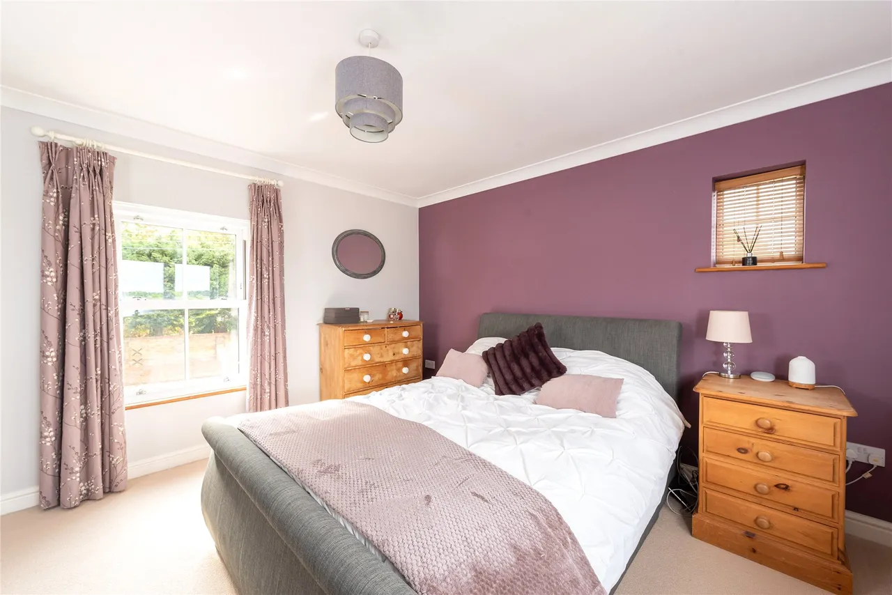 Main Street, Akeley, MK18, photo 23