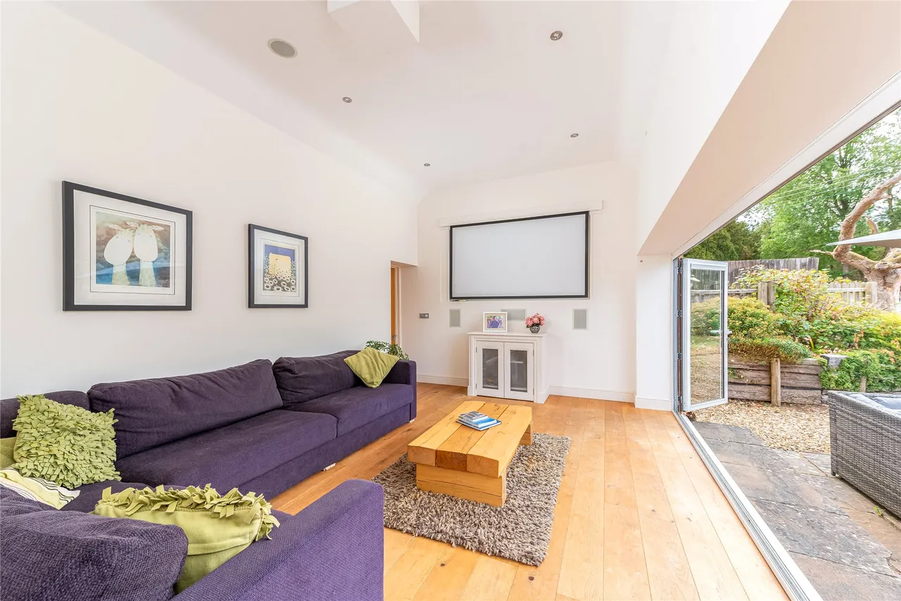 Main Street, Akeley, MK18, photo 20