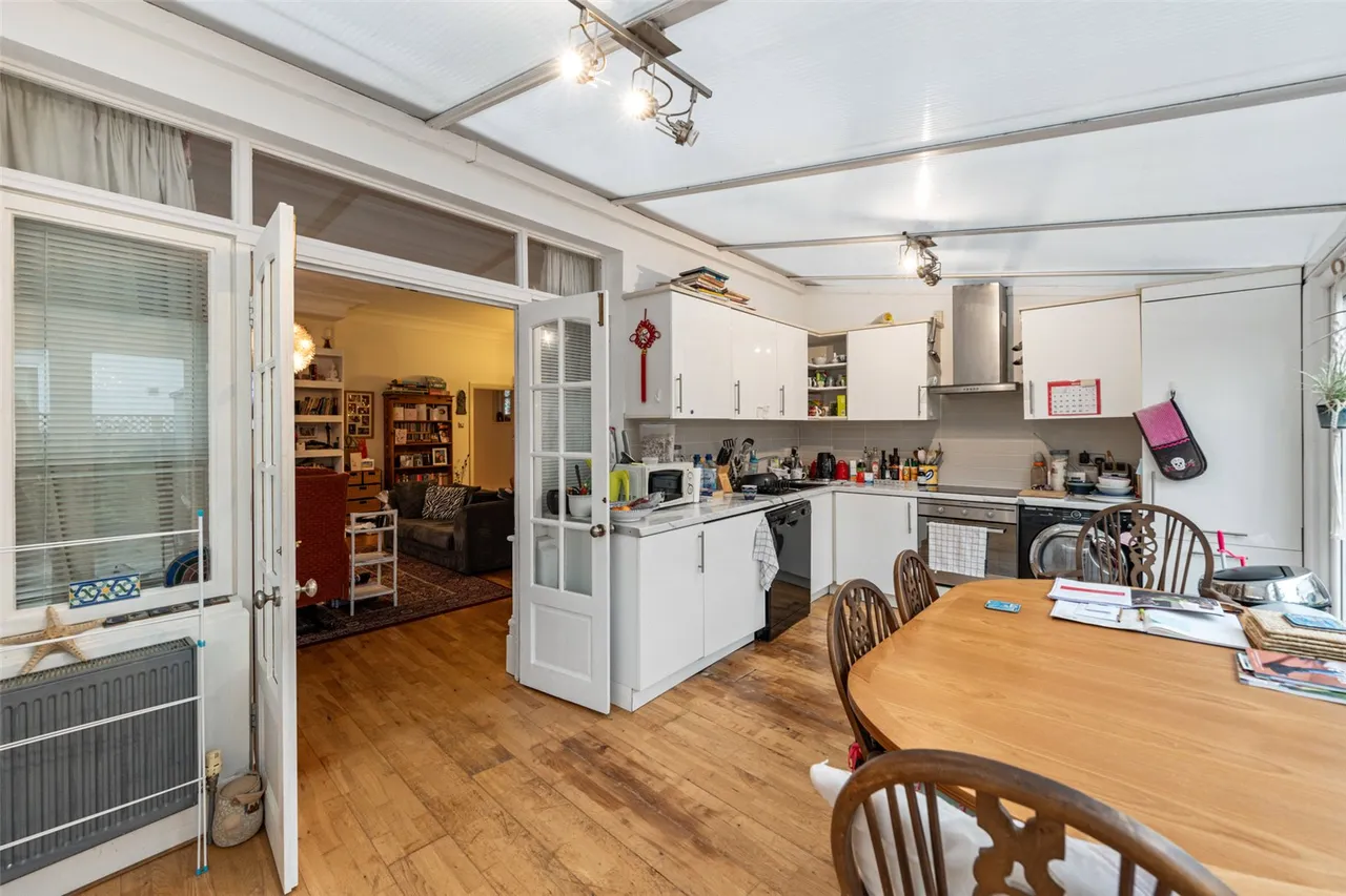 Cowper Road, Worthing, BN11, photo 12