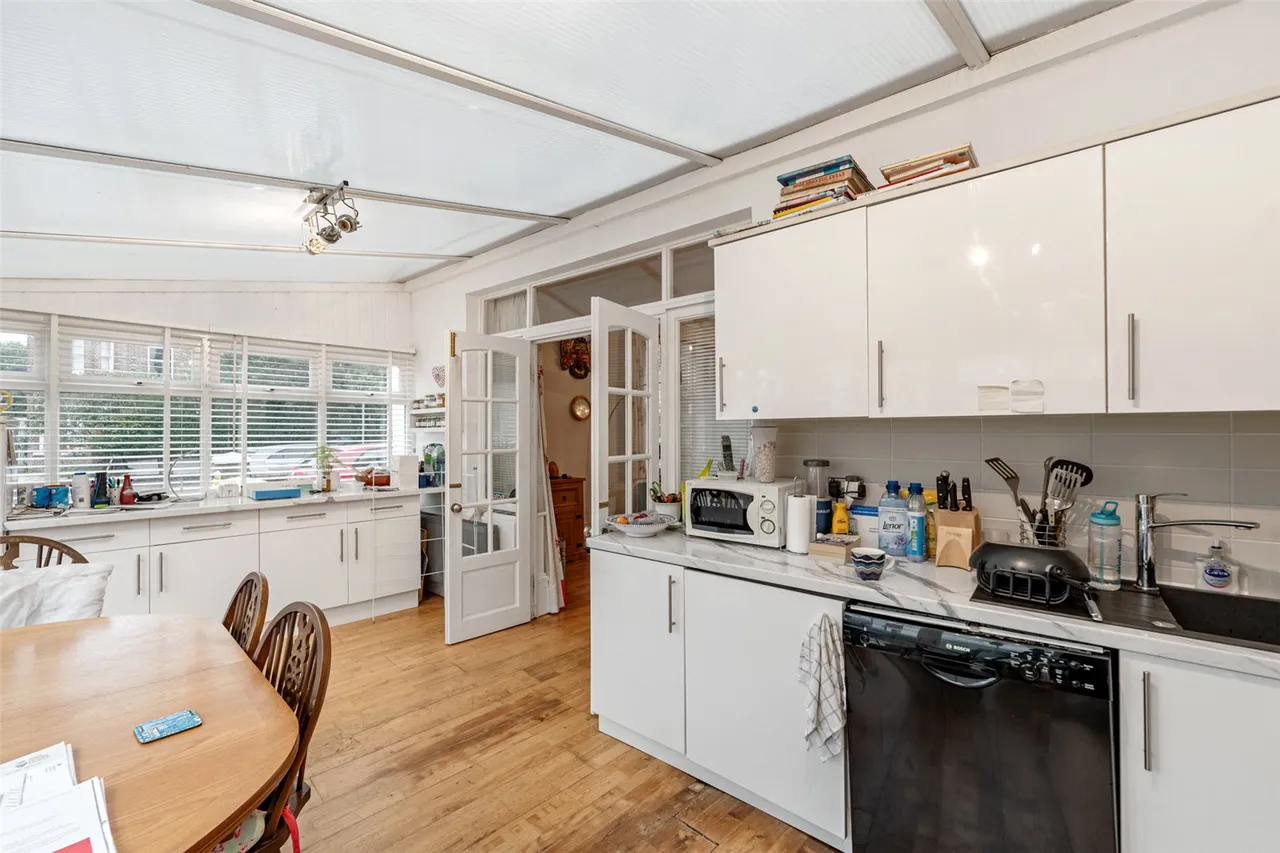 Cowper Road, Worthing, BN11, photo 14