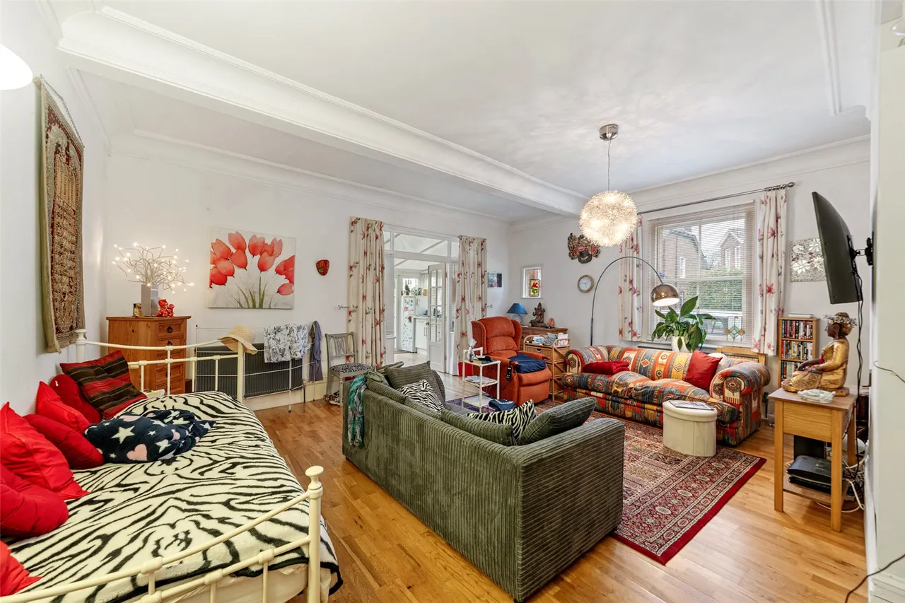 Cowper Road, Worthing, BN11, photo 11