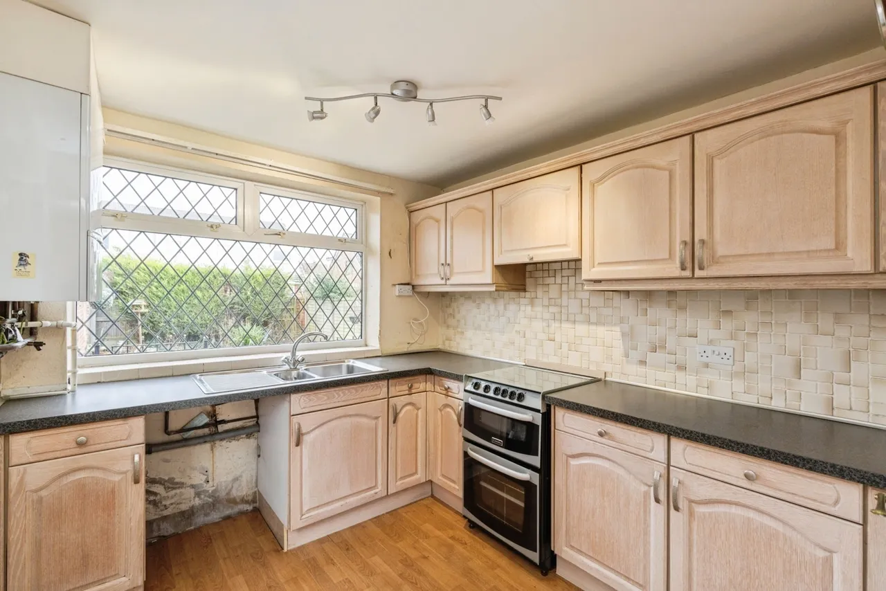 Linden Close, Woolston, Warrington, Cheshire, WA1, photo 6