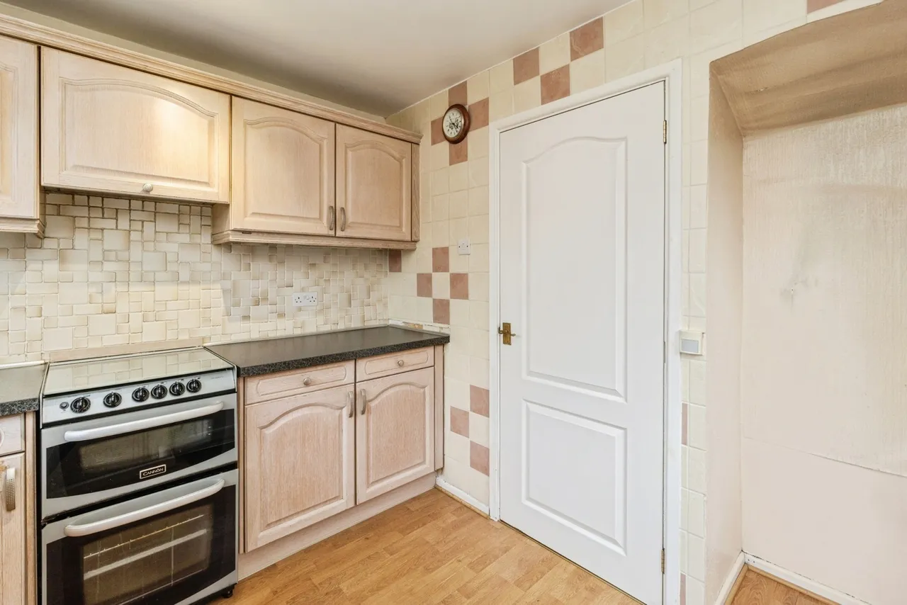 Linden Close, Woolston, Warrington, Cheshire, WA1, photo 13