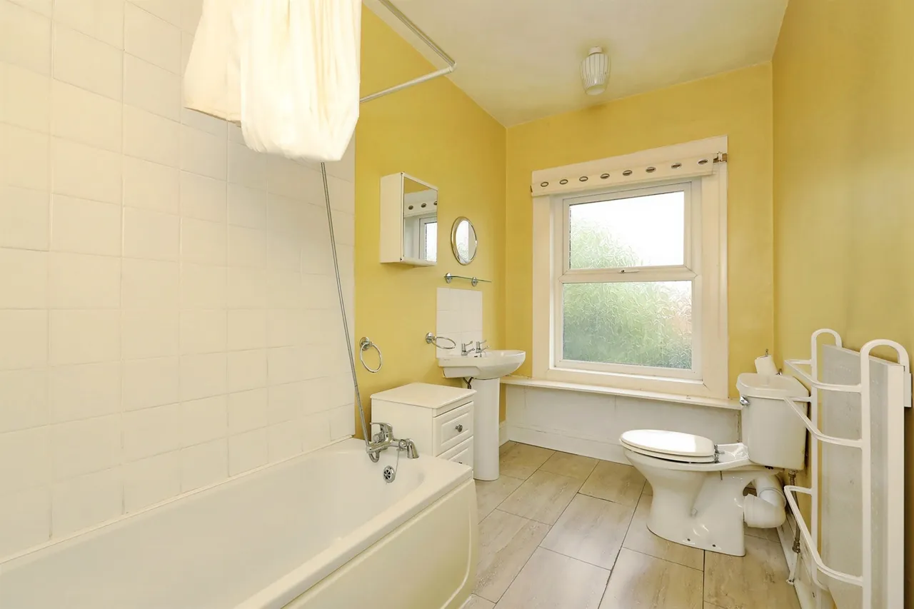 Thorne Road, Doncaster, DN1, photo 11